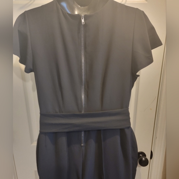 Black Wide-leg Jumpsuit - Picture 6 of 10